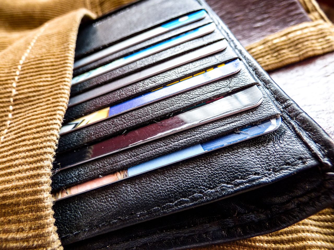 long zippered wallets